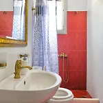 ‘sophie’s Villa’ * Akrotiri (Naxos)