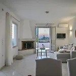 ‘sophie’s Villa’ *