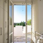 ‘sophie’s Villa’ *